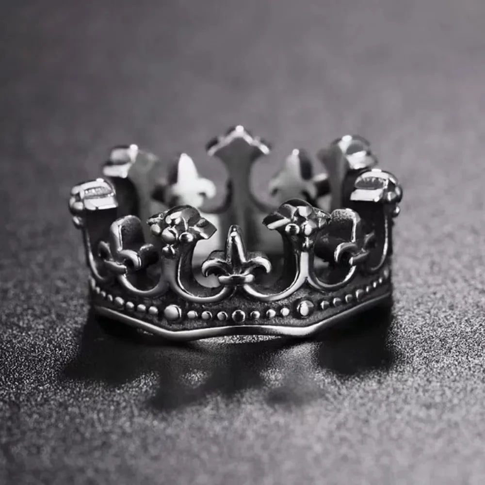 Endisnia - Medieval Crown Ring - Endisnia